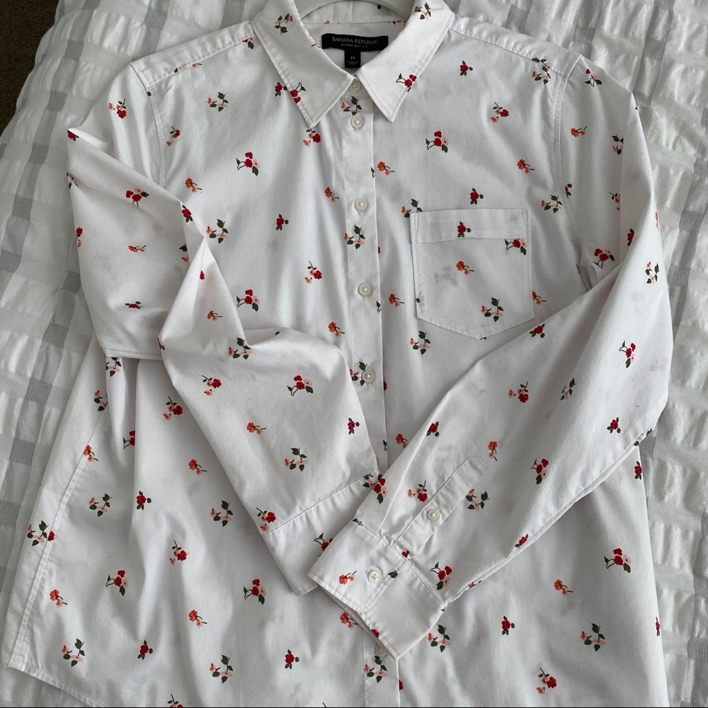 Banana Republic Quinn Box Fit Button Down Women’s Shirt
